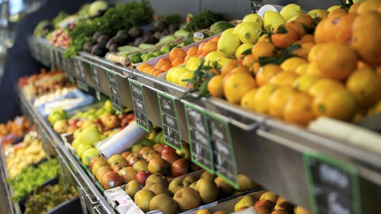 Etalage de fruits et légumes. 
