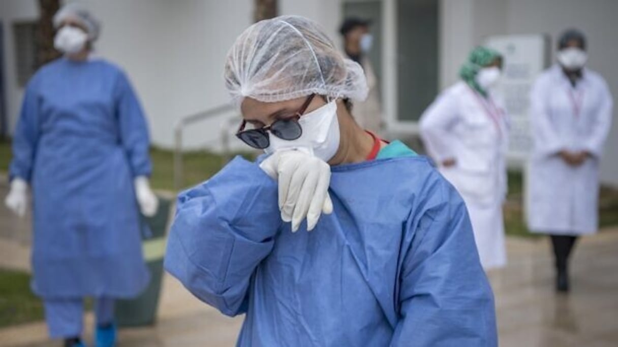 Des membres du personnel médical d'un hôpital de Salé, le 12 avril 2020.
