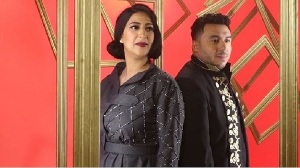 Zakaria Ghafouli et Dounia Boutazout dans le clip «Chouf Zmane».
