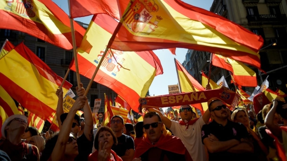 Manifestation anti-indépendantiste à Barcelone. 
