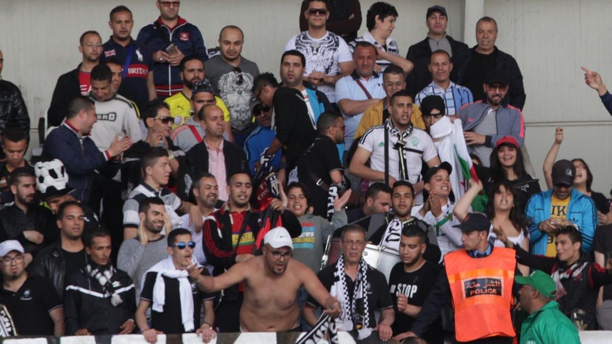 Quelues supporters de Sétif avaient fait le déplacement. 
