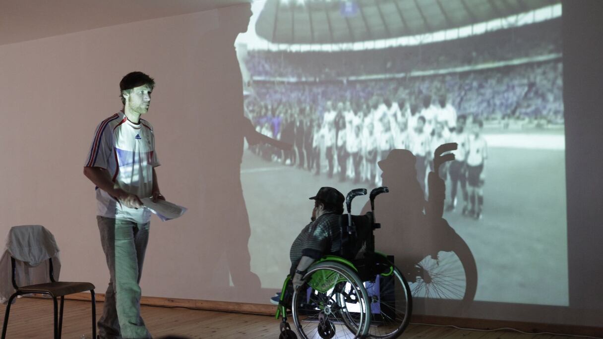 Où et comment terminer une oeuvre? Telle est la question qui a servi de fil conducteur à la compagnie GrupO pour cette performance présentée, jeudi soir, à l'Espace Darja, à Casablanca.
