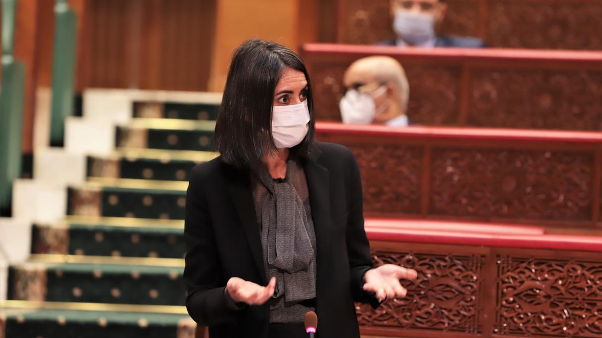 Nadia Fettah Alaoui, ministre de l'Economie et des finances, répond à une question orale à la Chambre des conseillers, le 20 avril 2021.
