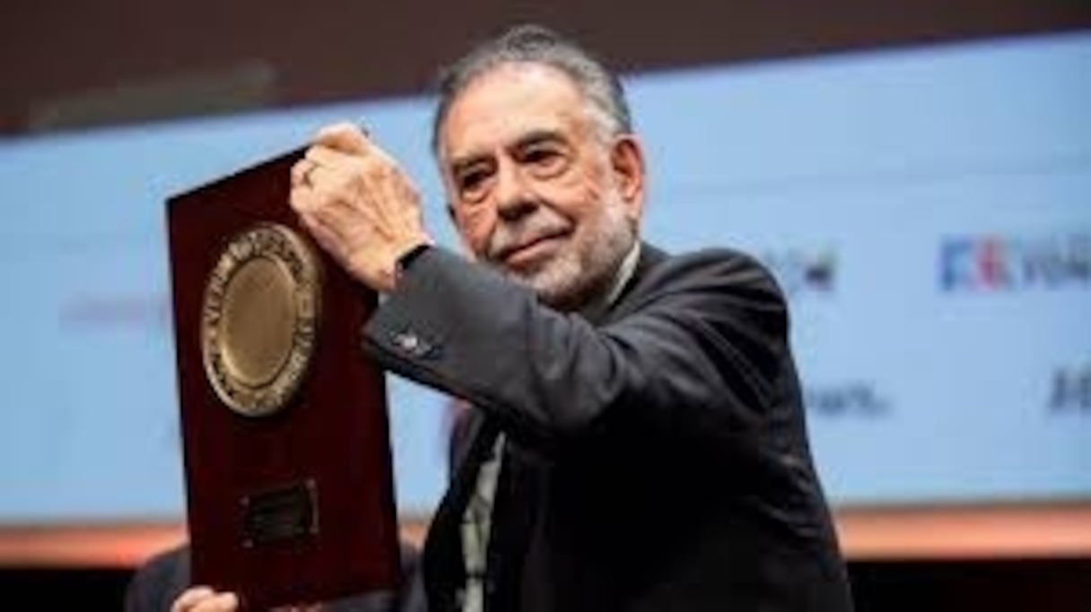 Le légendaire réalisateur américain Francis Ford Coppola, couronné du Prix Lumière à Lyon, en France, le vendredi 18 octobre 2019. 
