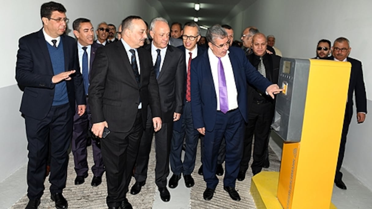 Inauguration du parking souterrain par les autorités de tutelle.
