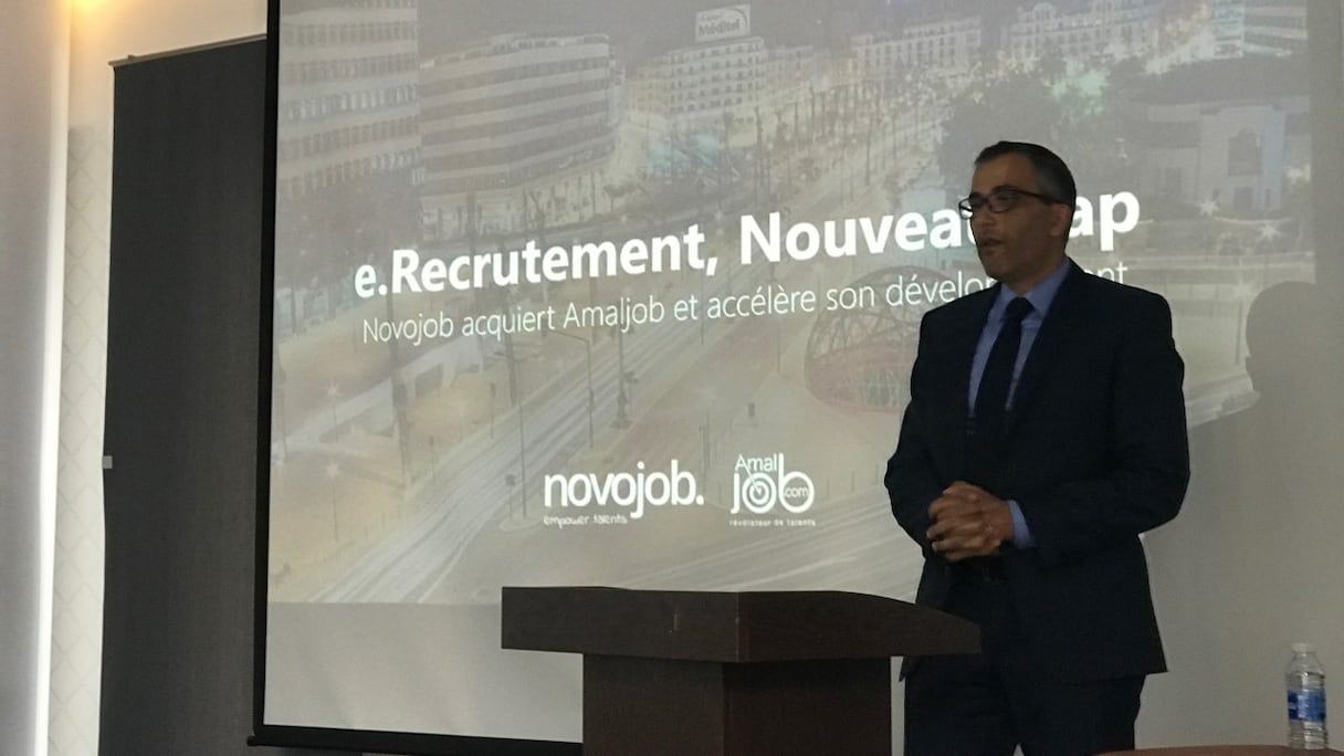 Oussama Esmili, fondateur de Novojob lors de l'annonce de l'opération d'absorption d'Amaljob
