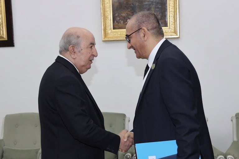 Le président algérien, Abdelmadjid Tebboune, et le ministre français de l’Intérieur, Laurent Nuñez, à Alger, le 17 février 2026.
