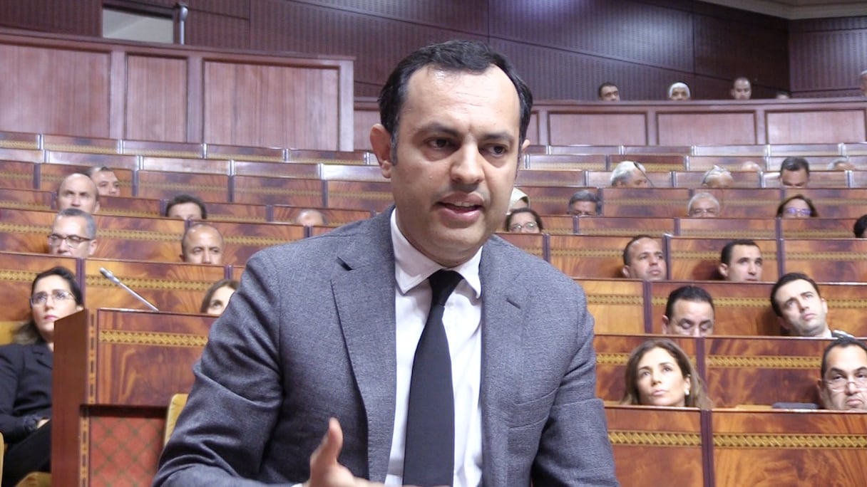 Younes Sekkouri, ministre de l’Inclusion économique, de la Petite Entreprise, de l’Emploi et des Compétences, à la Chambre des représentants, lundi 17 octobre 2022.
