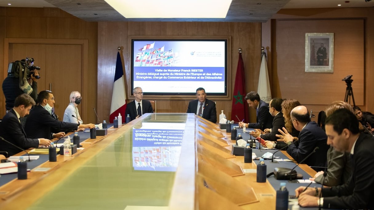 Le ministre français du Commerce extérieur, Franck Riester, reçu au siège de la CGEM, lundi 22 novembre 2021.
