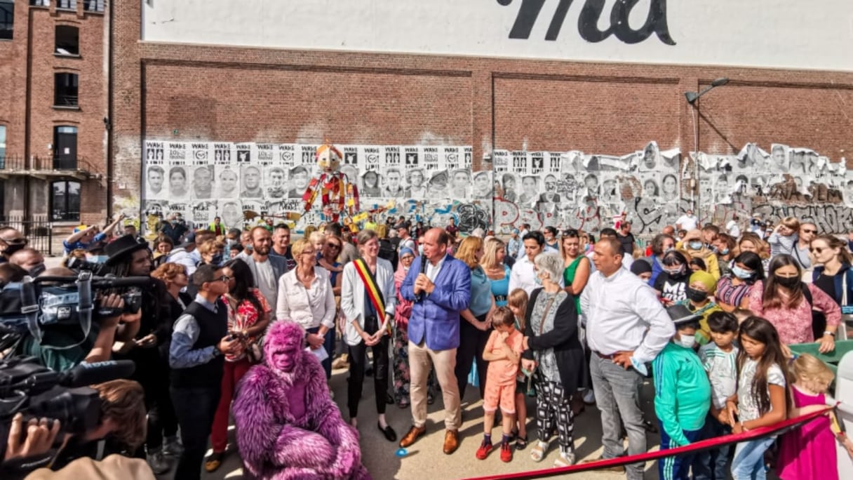 La nouvelle passerelle Fatima Mernissi, qui se trouve au-dessus du canal Bruxelles-Charleroi, reliant Molenbeek et la ville de Bruxelles, lors de son inauguration samedi 4 septembre 2021.
