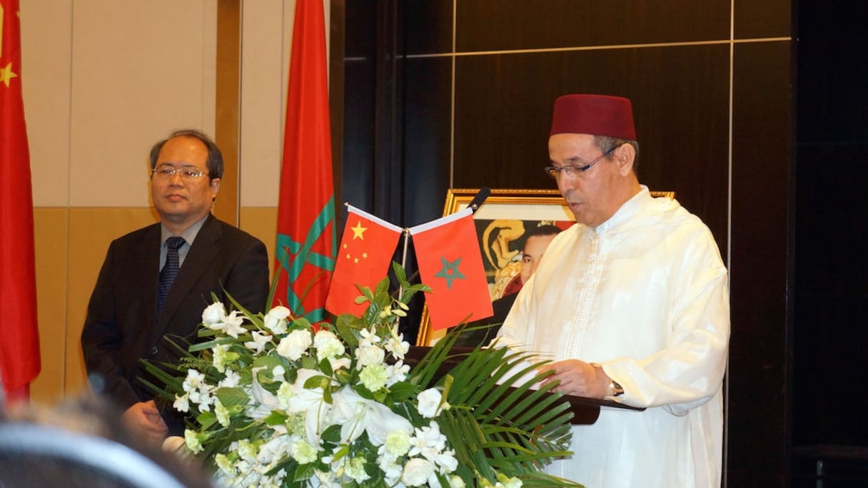 Réception à Pékin à l'occasion de la fête du Trône.
