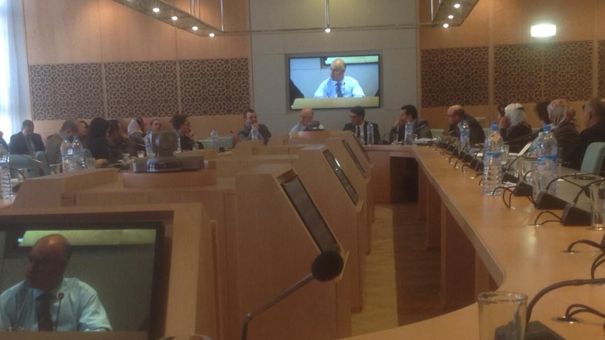 Anis Birou présentant, ce lundi, son budget au sein de la commission parlementaire.
