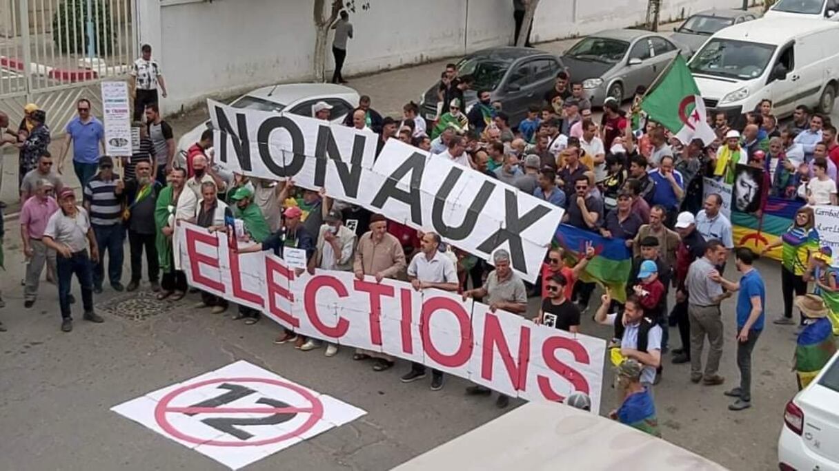 Le Hirak affiche à nouveau son refus des législatives algériennes du 12 juin 2021.
