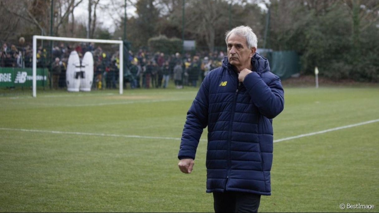 Le coach des Lions de l'Atlas, Vahid Halilhodzic, est actuellement confiné dans les Yvelines, en banlieue parisienne.
