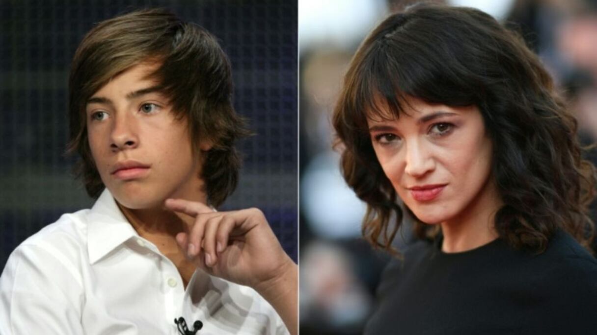 Jimmy Bennett et Asia Argento.
