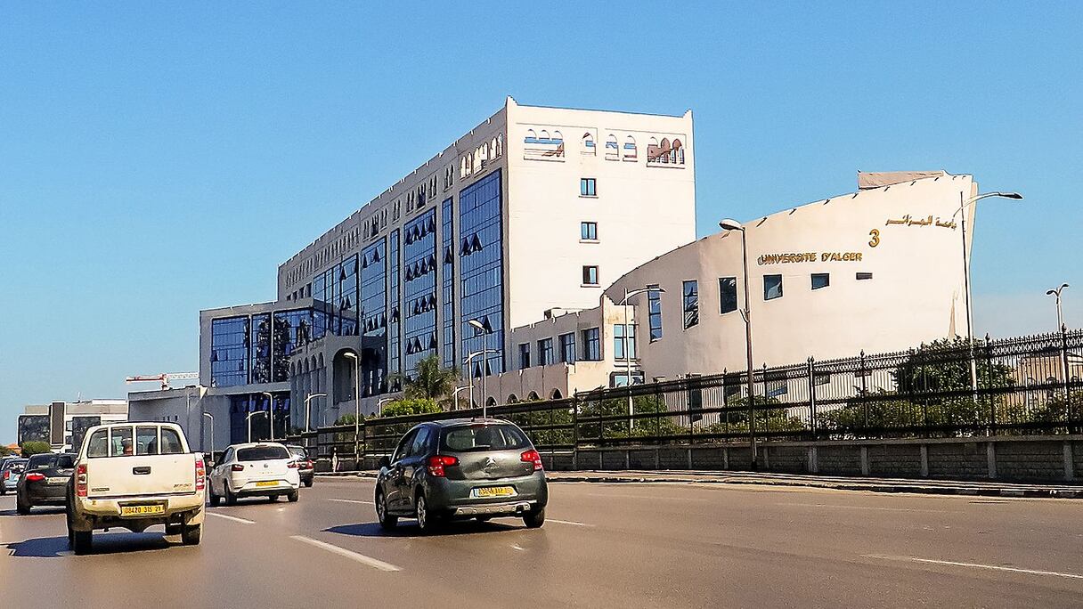 L'université d'Alger 3. 
