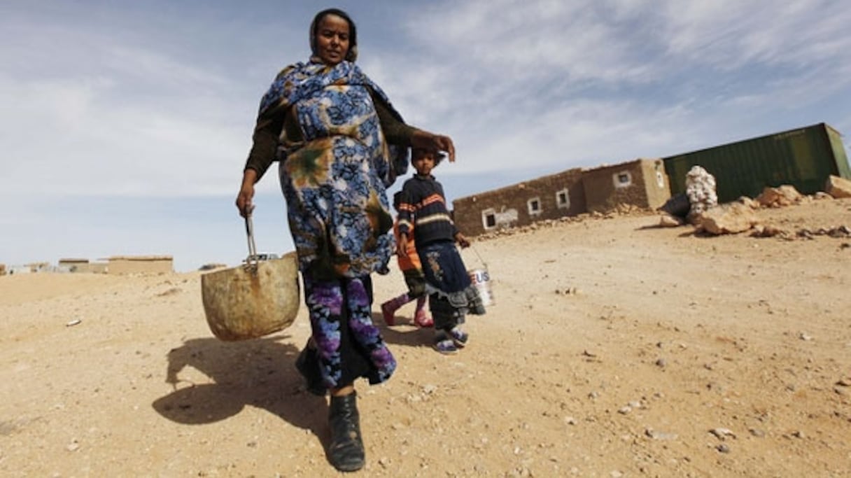 Les femmes et les enfants souffrent de mille maux dans les camps Tindouf.
