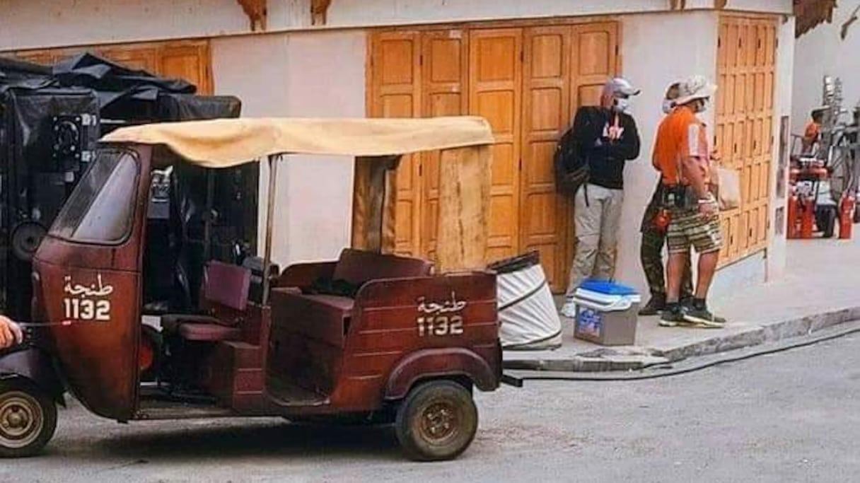 L'équipe d'Indiana Jones prépare les scènes de course poursuite en rickshaw dans la ville de Fès.
