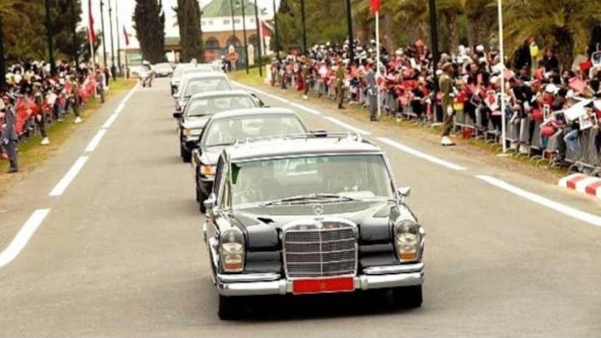 Le cortège royal.
