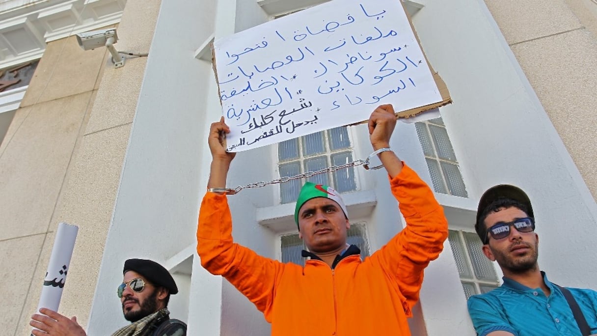 Algérie. Ahmed Gaïd Salah au coeur des contestations vendredi 10 mai 2019.
