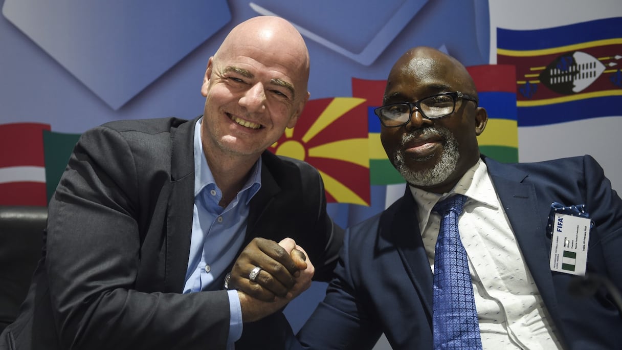 Amaju Pinnick avec Gianni Infantino.
