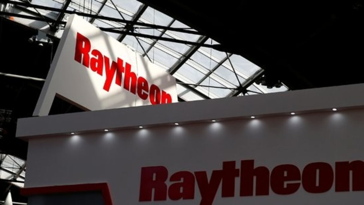 Raytheon et United Technologies fusionnent.
