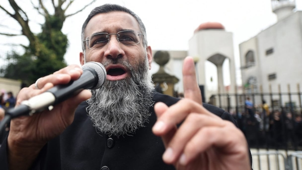 Anjem Choudary est soupçonné d'avoir été un recruteur pour des groupes terroristes depuis plus de vingt ans.
