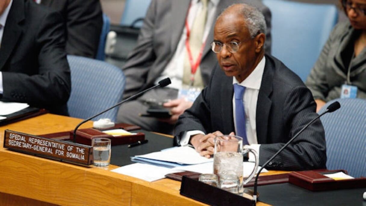 Ahmed ould Abdallah, ancien ministre des Affaires étrangères ex SG adjoint de l'ONU. 
