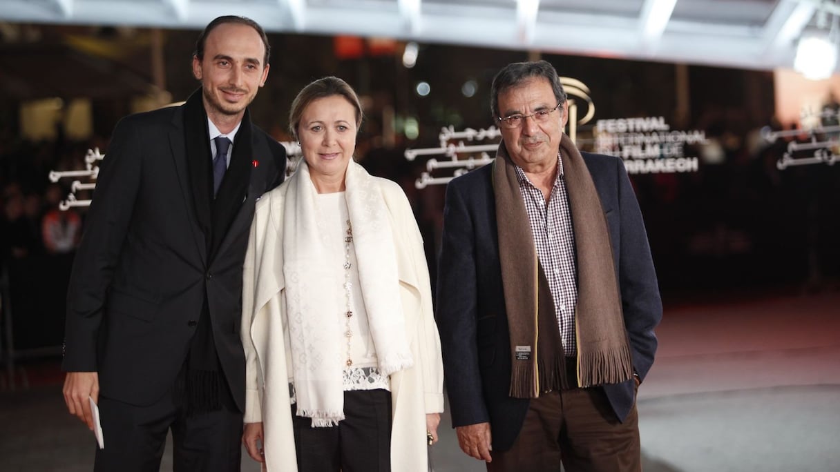 Omar Bennis (g), directeur de la communication de Coca Cola, a traversé le tapis rouge qui mène au Palais des congrès où s'est déroulée la cérémonie.
