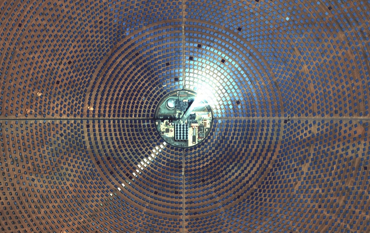 Une image satellitaire du complexe solaire Noor Ouarzazate au Maroc.