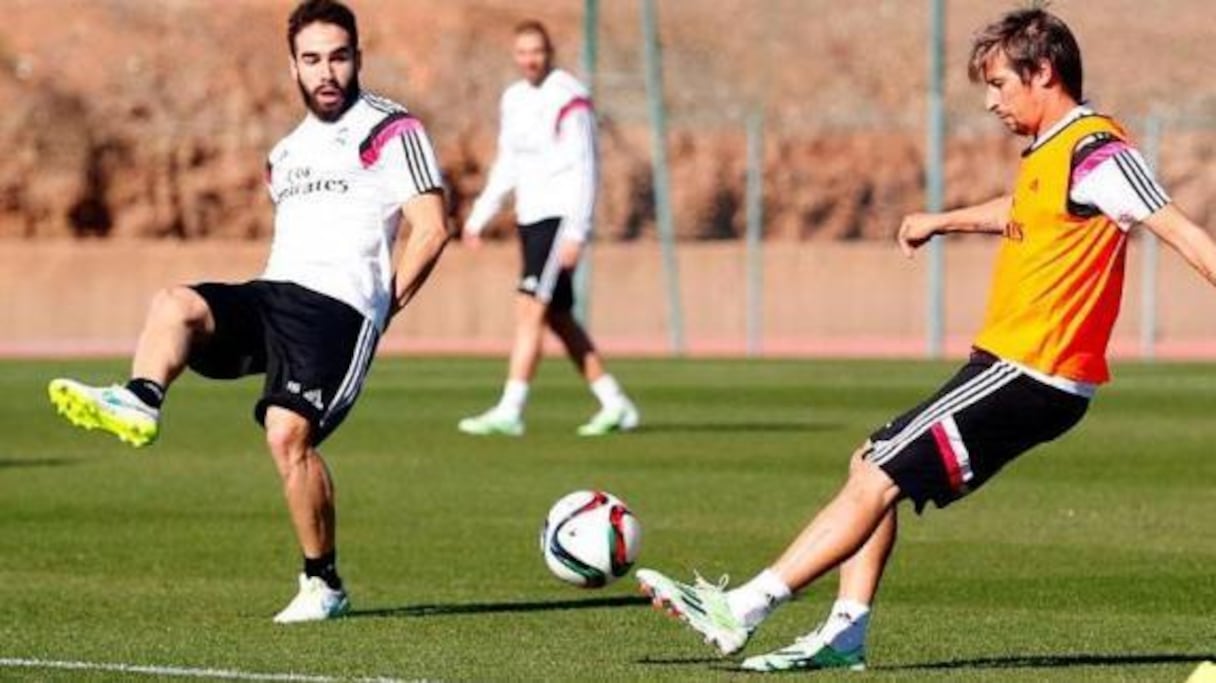 Fabio Coentrao tente une ouverture devant Dani Carvajal.
