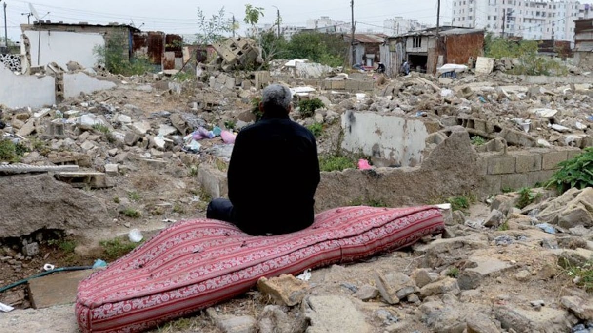 Des Marocains vivent dans la pauvreté et le besoin.
