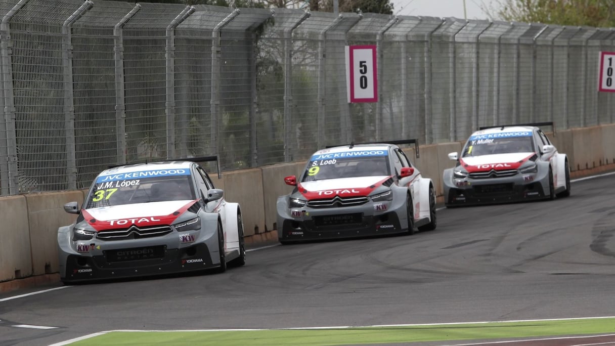 Pour sa première course, Citroën a trusté les premières places au départ. L'argentin Lopez devance ici ses coéquipiers français, Loeb et Müller. 
