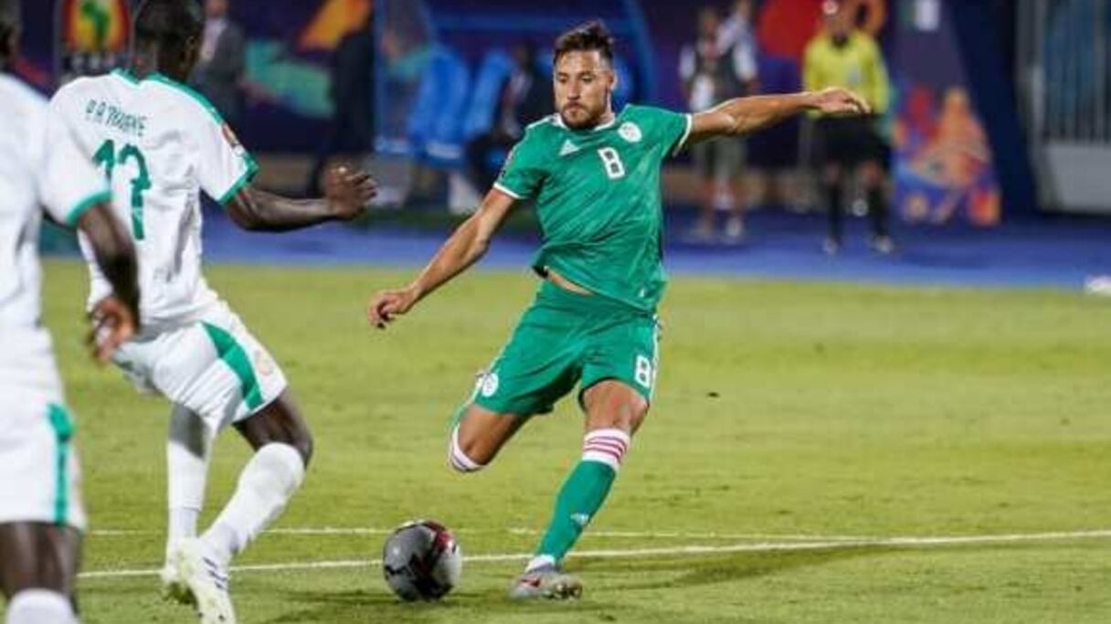 L'international algérien Youcef Belaili.
