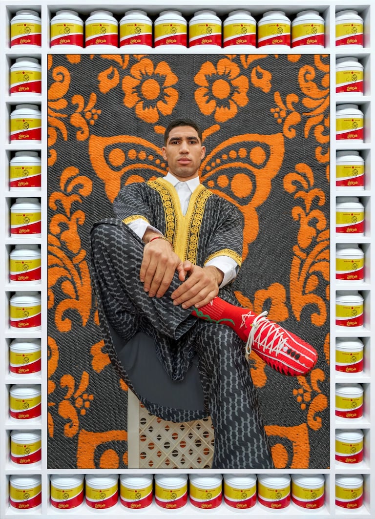 La nouvelle paire de crampons Under Armour d'Achraf Hakimi, signés par l'artiste Hassan Hajjaj et conçus à l'occasion de la CAN.