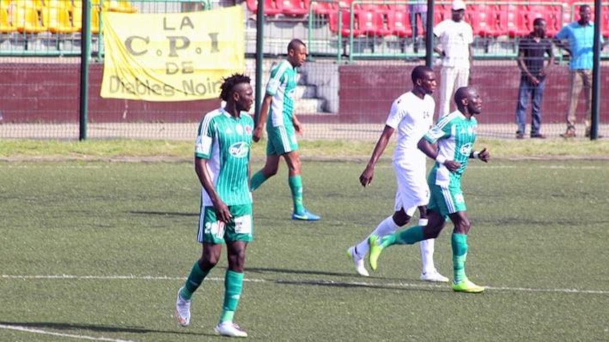 Le Raja Casablanca de Christian Osaguona est en Afrique du Sud pour défier les Kaiser Chiefs en 16e de finale de la Ligue des Champions. 
