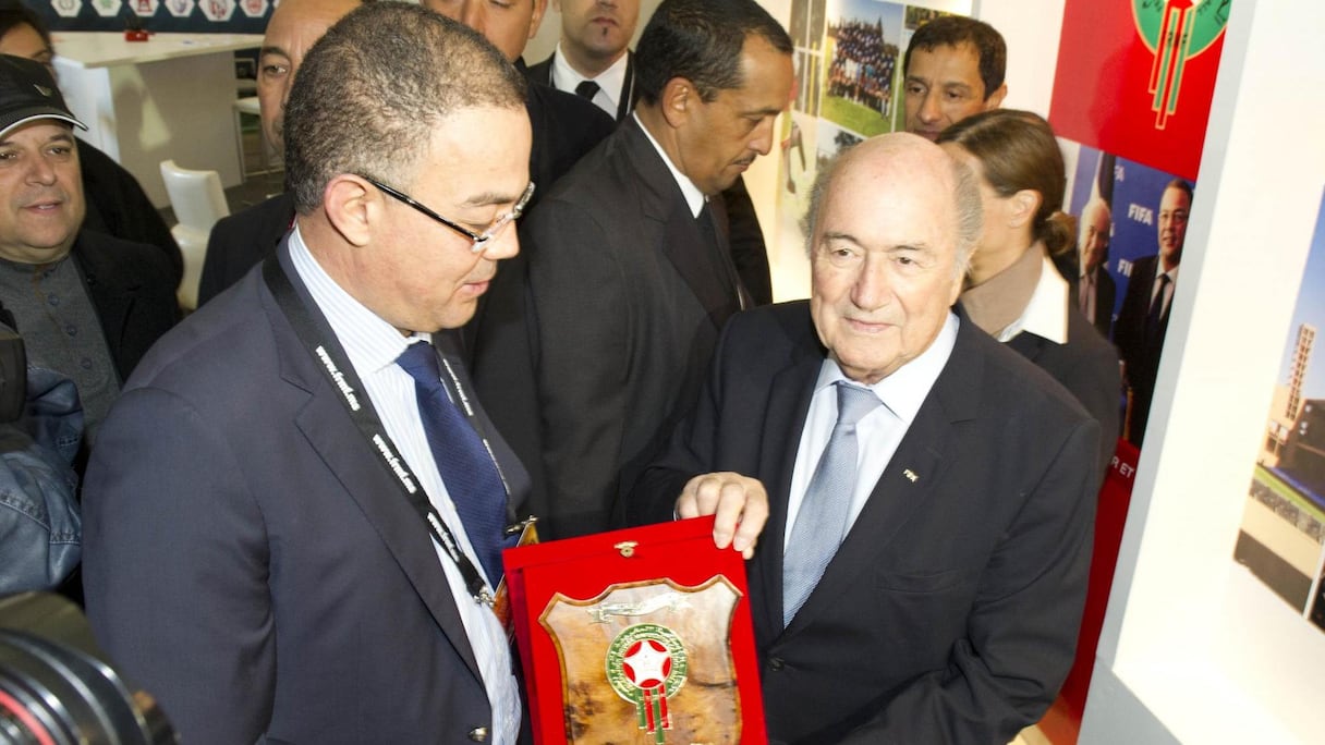 Fouzi Lekjaa, président de la FRMF et Joseph Blatter, celui de la FIFA.
