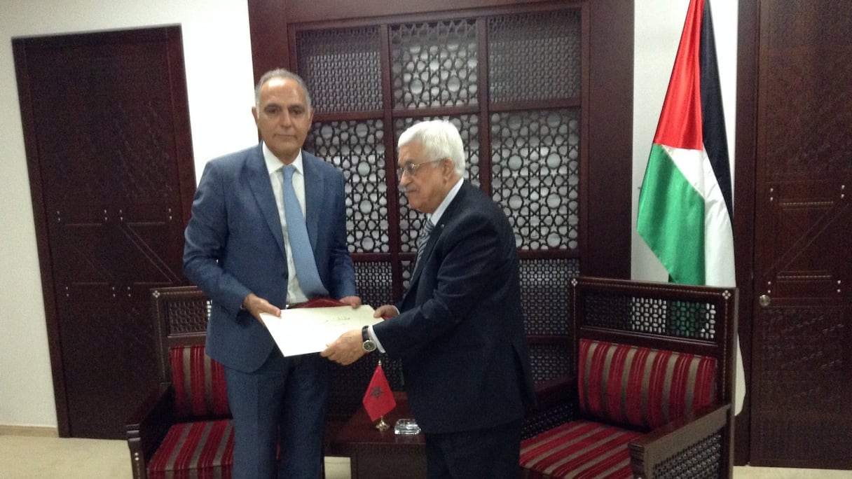 Salaheddine Mezouar, ministre marocain des Affaires étrangères, et le président palestinien Mahmoud Abbas.
