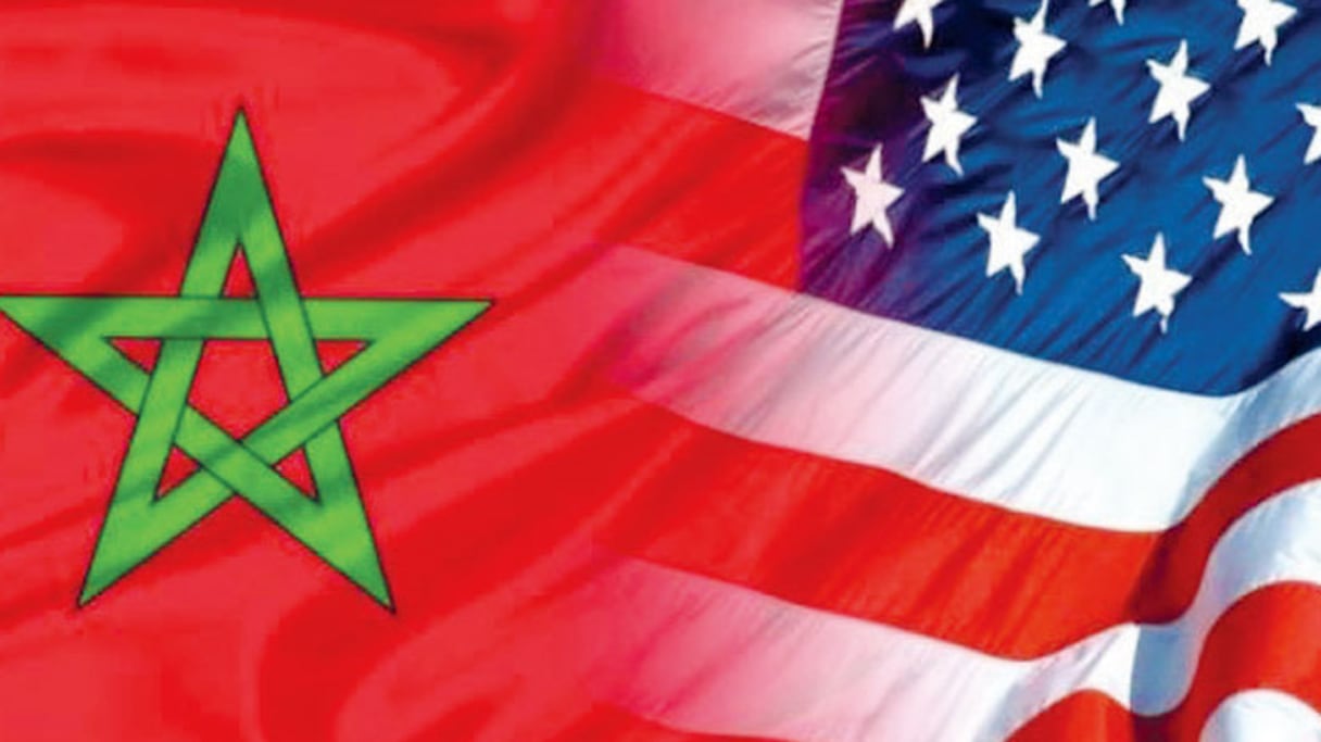 Les drapeaux du Maroc et des Etats-Unis.
