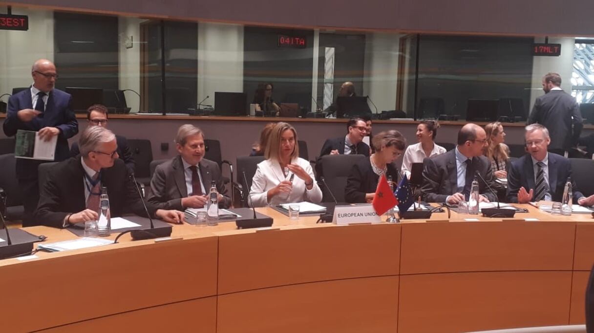 Photo du début des travaux de la 14ème session du Conseil d'association Maroc-UE. 
