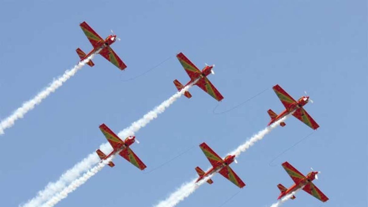 L'équipe de voltige des valeureuses Forces royales air (FRA).
