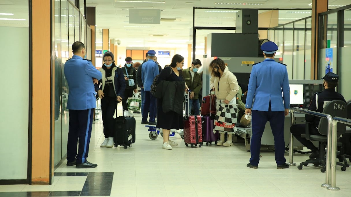 Un point de contrôle douanier à l'aéroport Mohammed V.
