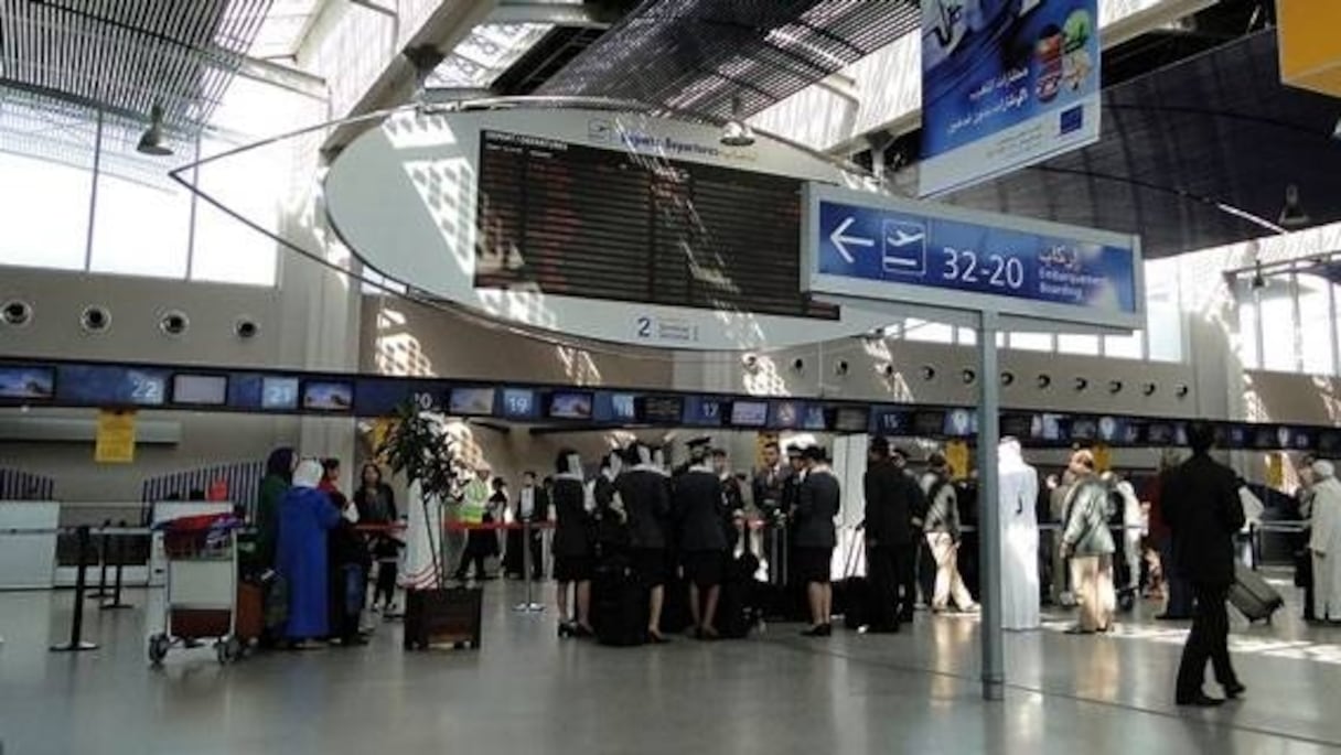 Le hall de l'aéroport Mohammed V. 
