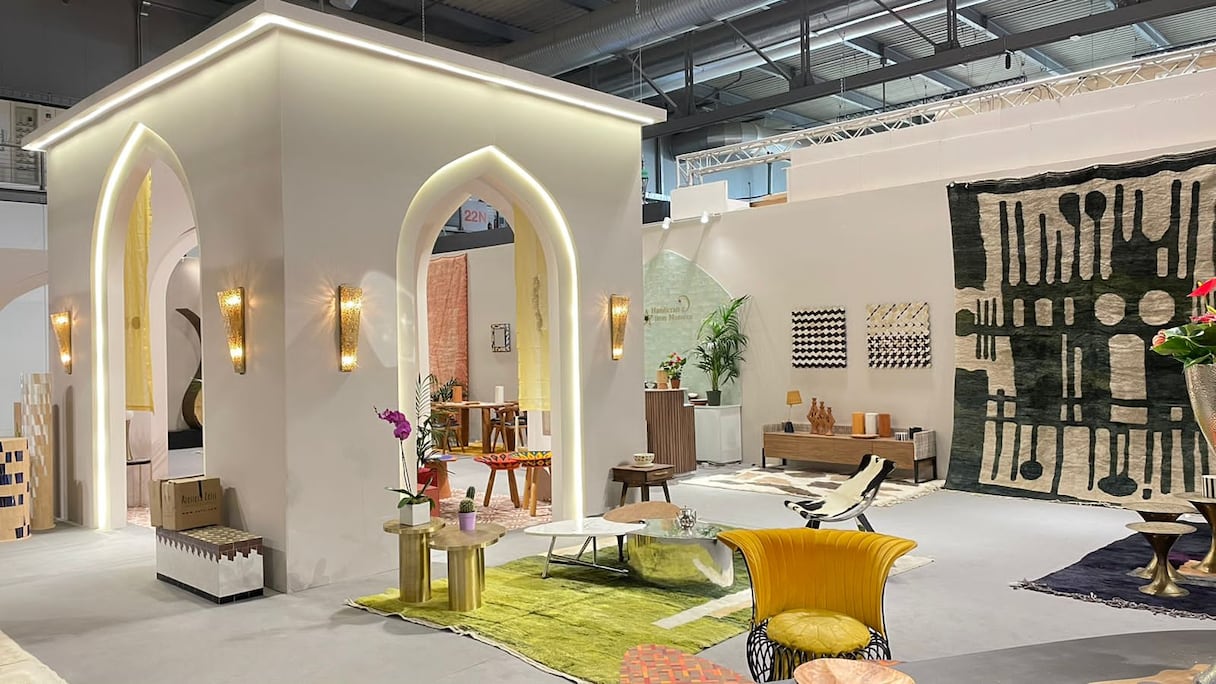 Le pavillon du Maroc au Salone del Mobile 2023 à Milan, dont le design, la scénographie et le commissariat ont été confiés au designer Hicham Lahlou.