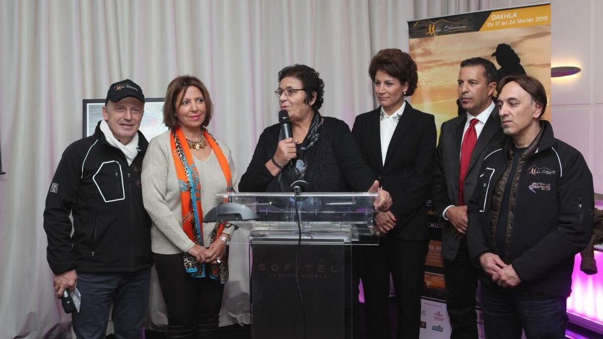 Comité organisateur et marraines de "La Saharienne" se sont exprimés sur les valeurs sportives et humanitaires dont se fera le porte flambeau ce Raid,  fidèle à l’esprit Back to Nature
