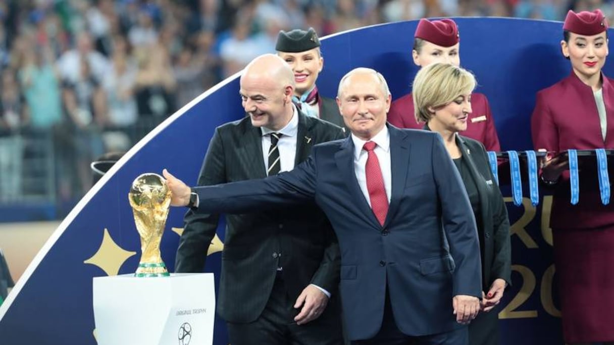 Vladimir Poutine, président de la fédération de Russie, et Gianni Infantino, président de la FIFA.
