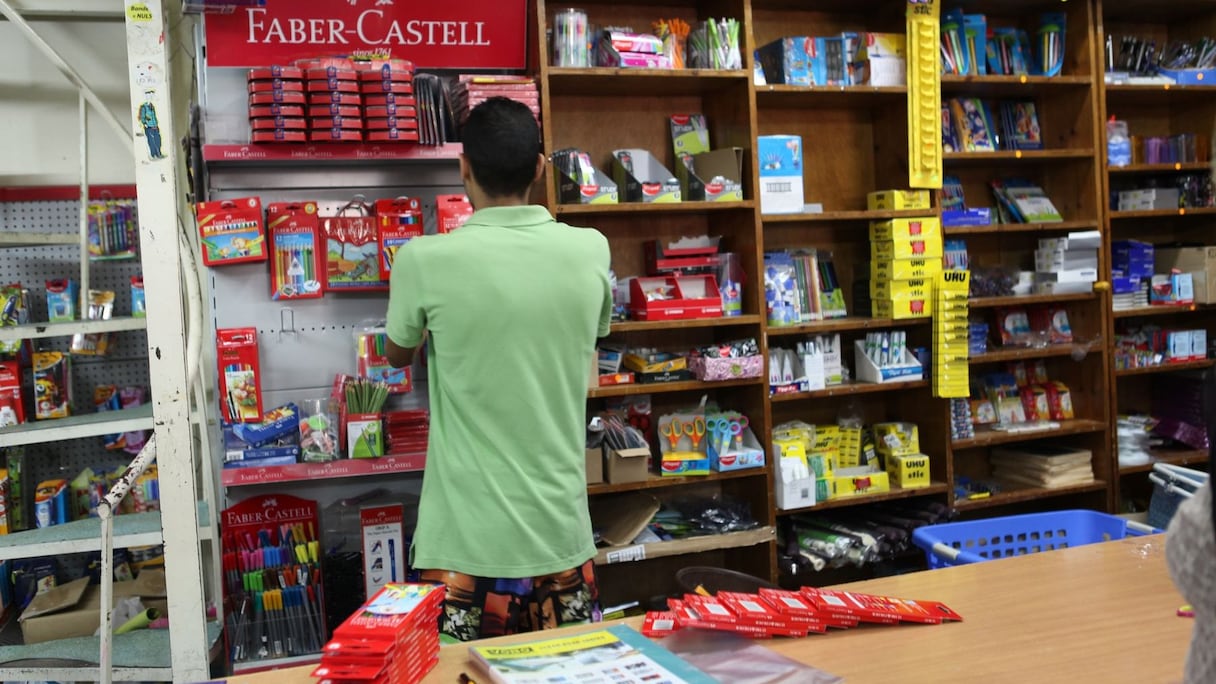 Les crayons de couleur font certainement partie des fournitures préférées des enfants. 
