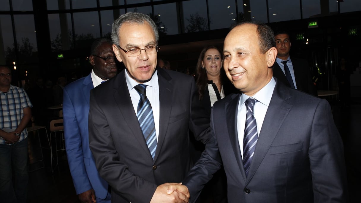 Le très discret Abdellatif Loudiyi, ministre délégué auprès du Premier ministre chargé de l'Administration de la défense nationale, aux côtés du président du directoire de Maroc Telecom, Abdeslam Ahizoune
