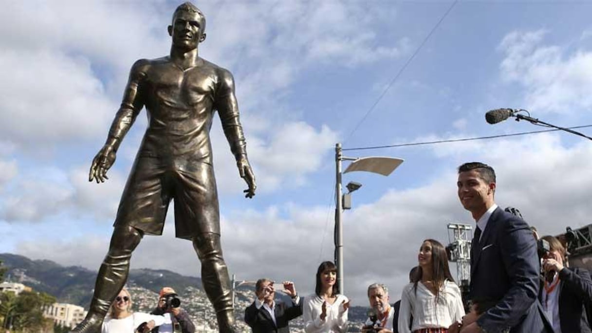 Cristiano Ronaldo a inauguré sa propre statue à Madère.
