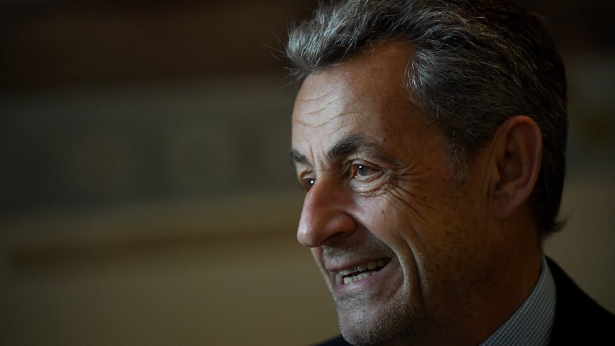 L'ancien président français Nicolas Sarkozy, le jour du vote au premier tour de l'élection présidentielle française, dans un bureau de vote à Paris, le 10 avril 2022.
